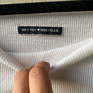 Brandy Melville off shoulder crop